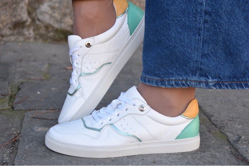 4567 / WHITE