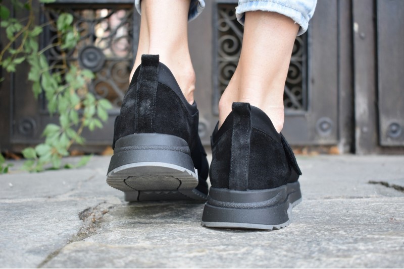 510-1826 / BLACK