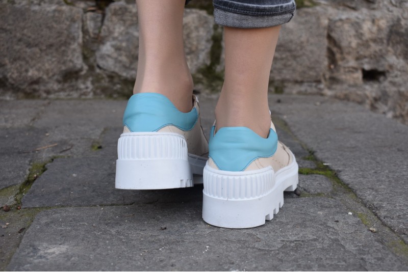 ZERON / BEIGE & BLUE