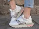 6817 / WHITE & PYTHON