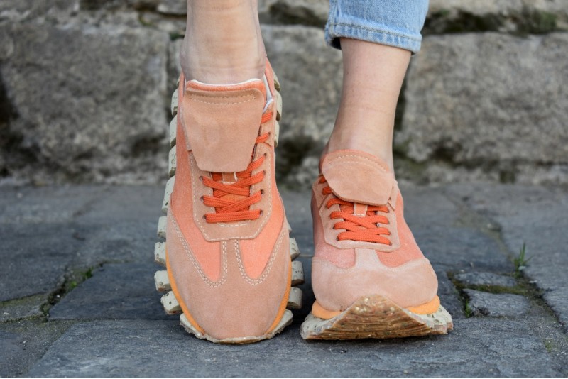 6647 / ORANGE