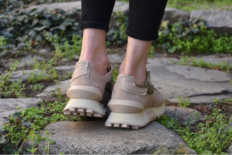 874-6076 / BEIGE & OLIVE