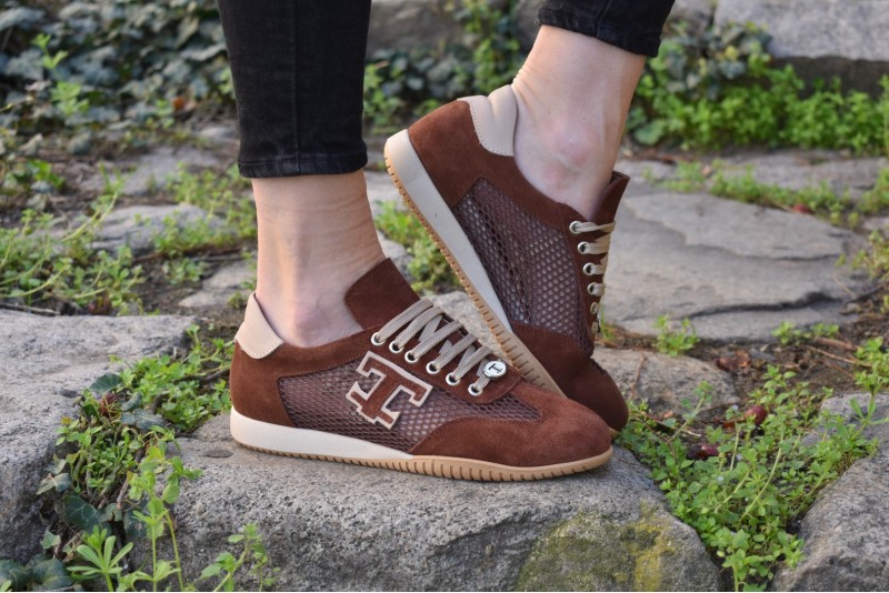 371-1202 / CHOCOLATE