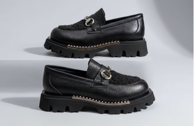 153-4597 / BLACK