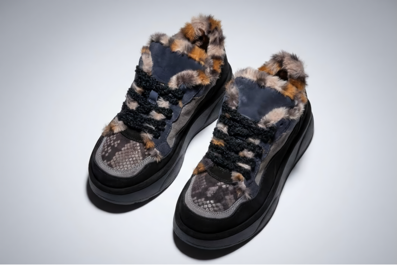 462-502 / BLACK PYTHON