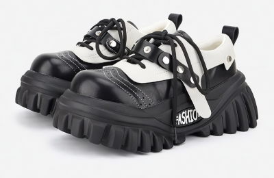 332-9 / BLACK & WHITE