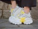 M112 / WHITE & YELLOW