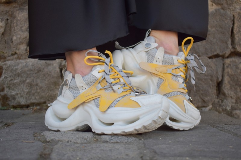 M114 / WHITE & YELLOW