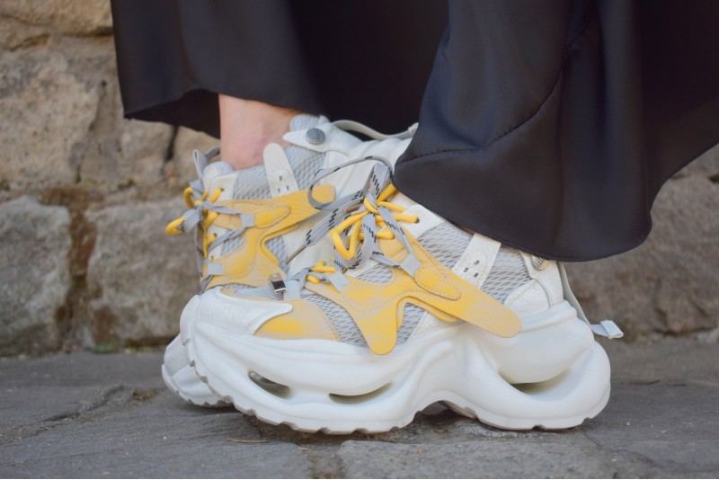 M114 / WHITE & YELLOW