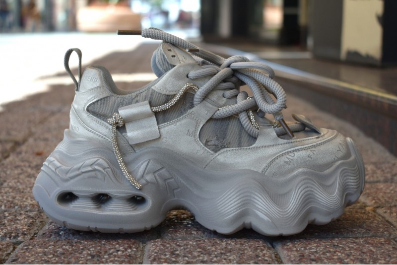 671-81 / LIGHT GRAY