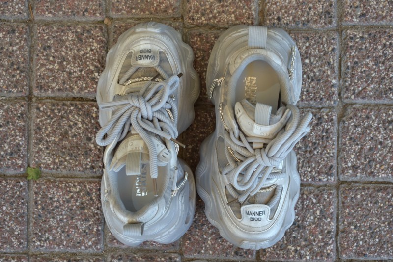 671-81 / LIGHT GRAY