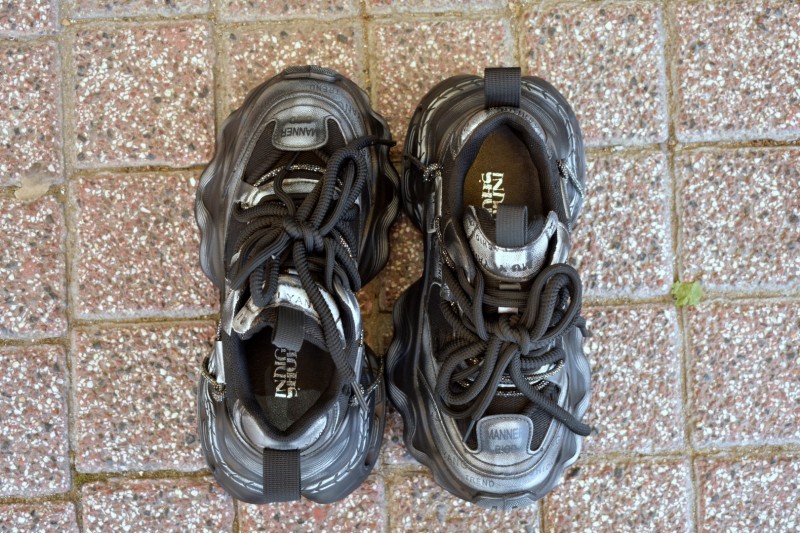 671-81 / DARK GRAY