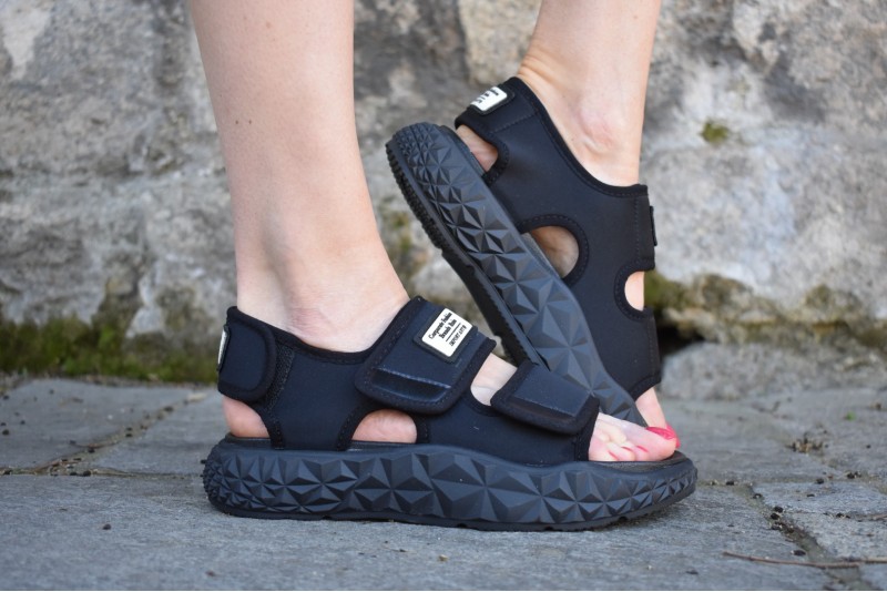 85-3779 / BLACK