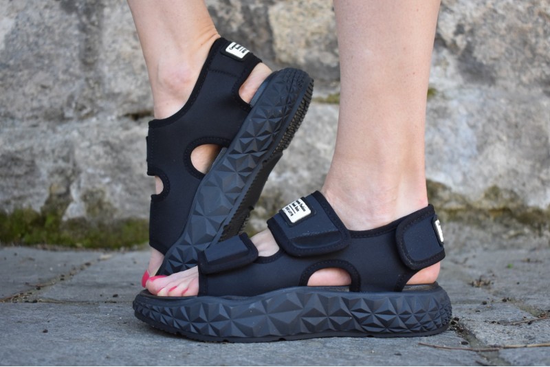85-3779 / BLACK