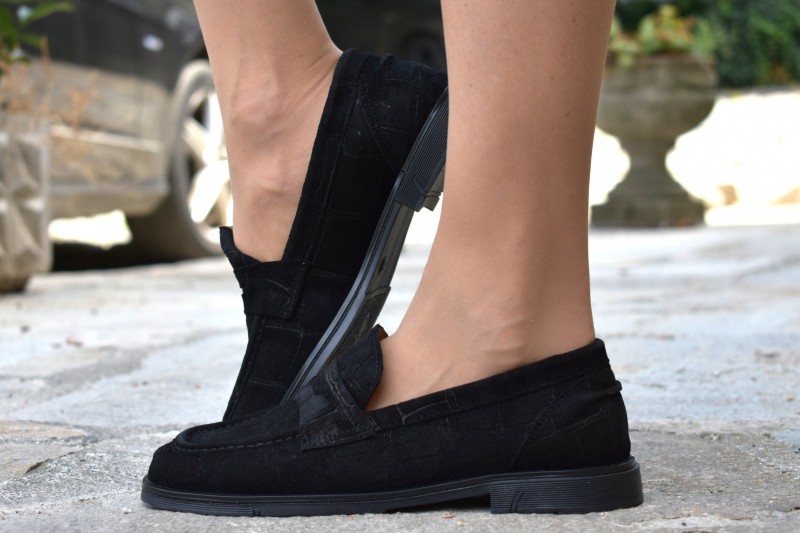 231.9049 / BLACK