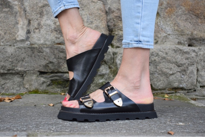 354-930 / BLACK