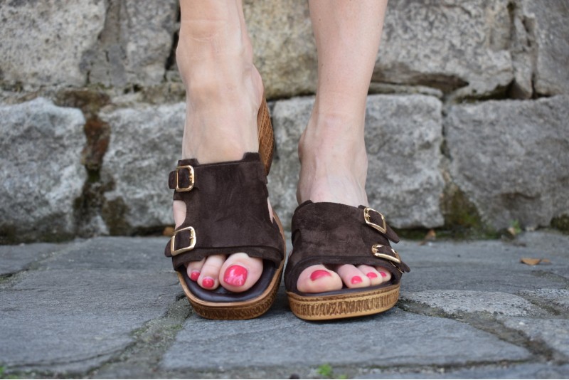 3600 / BROWN
